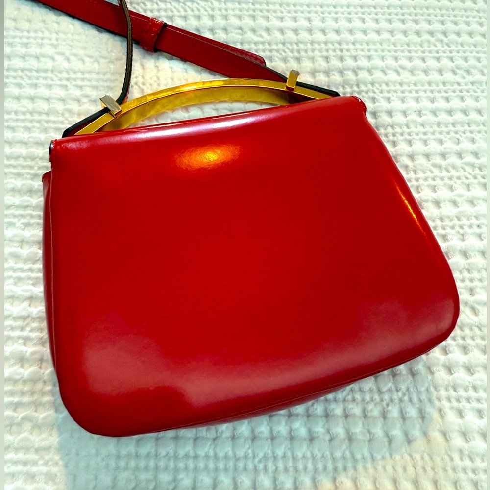 ❤️ Marni mini sculpture red crossbody, gold carry handle ❤️ - Picture 4 of 16